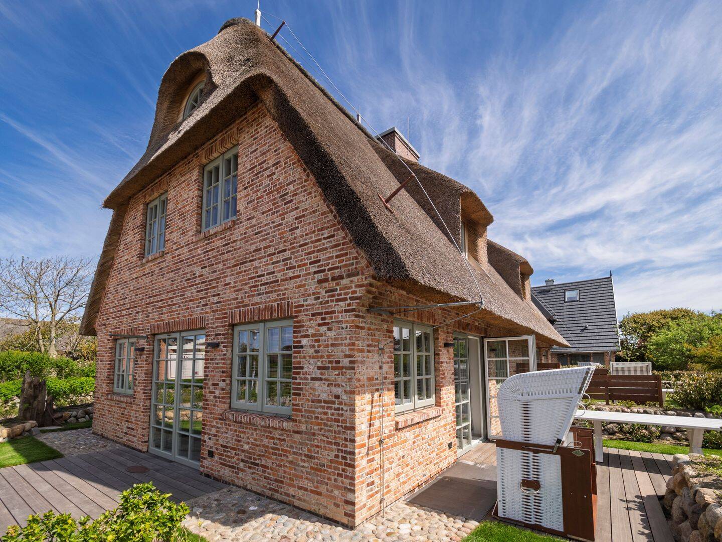 Westerland/Sylt: Exklusive Doppelhaushälfte unter Reet – Neubau, strandnah, 5 Zimmer – Sylt – Vorschaubild 3