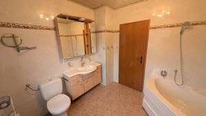 Provisionsfrei in Darmstadt-Arheilgen: 6-Zimmer-Familienhaus mit Garage & neuem Dach – 64291 Darmstadt – Vorschaubild 8