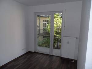 Nürnberg St.Peter: schöne 3-Zimmerwohnung mit bodentiefem Fensterelement; Aufzug; Tiefgarage - Nähe Wöhrder See und Hochschule – 90478 Nürnberg – Vorschaubild 8