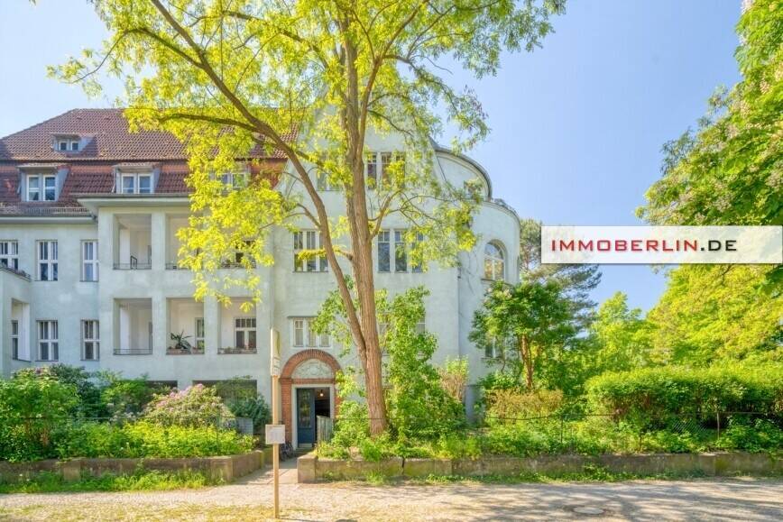 IMMOBERLIN.DE - Toplage! Sehr charmante Altbauwohnung mit stilvollem Ambiente – Berlin – Bild 1 von 9