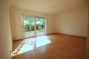Traumhafte Feldrandlage mit Terrasse – 35606 Solms – Vorschaubild 2