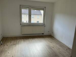 Wohnen in Hagen Vorhalle: schicke 3-Zimmer-Wohnung im 1. Obergeschoss! – 58089 Hagen – Vorschaubild 3