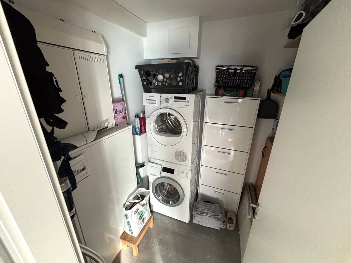 Hastedt: Neuwertige 2-Zimmer Eigentumswohnung mit Balkon, Fahrstuhl und Carport – Bremen – Vorschaubild 8