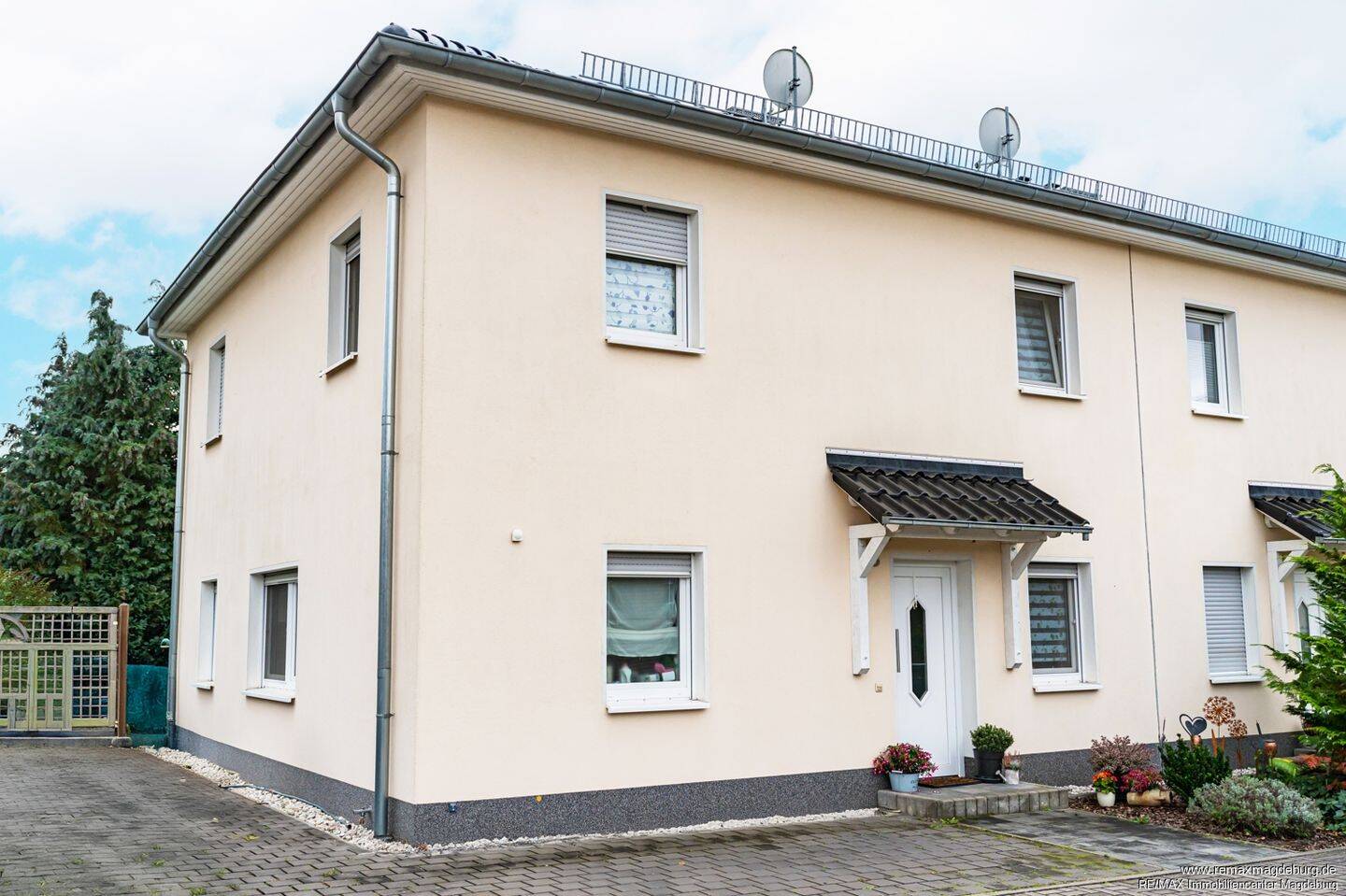Investieren statt spekulieren - Doppelhaus mit PV in vermietungssicherer Lage – Magdeburg – Vorschaubild 3