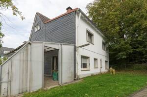 Heimwerker aufgepasst !! Freistehendes Fachwerkhaus * Renovierungsbedarf * ca. 132 m² Wfl. * ca. 354 m² Grundstück * ... – 51381 Leverkusen – Vorschaubild 2