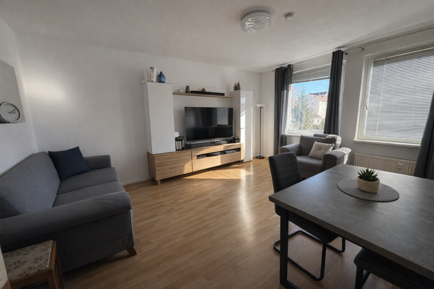 Helle 3/4-Zimmer-Wohnung mit viel Potenzial in Solingen – Solingen – Vorschaubild 4