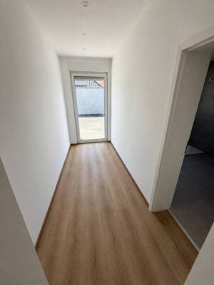 Kernsanierte 90-m²-Wohnung mit großzügiger Terrasse in vollständig saniertem Mehrfamilienhaus – 69469 Mannheim – Vorschaubild 7