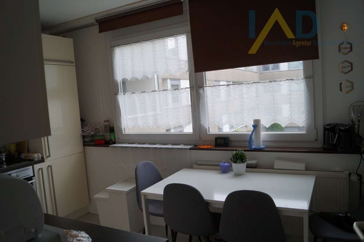Helle und geräumige 4 Zimmer Wohnung mit Balkon – Herne – Vorschaubild 3