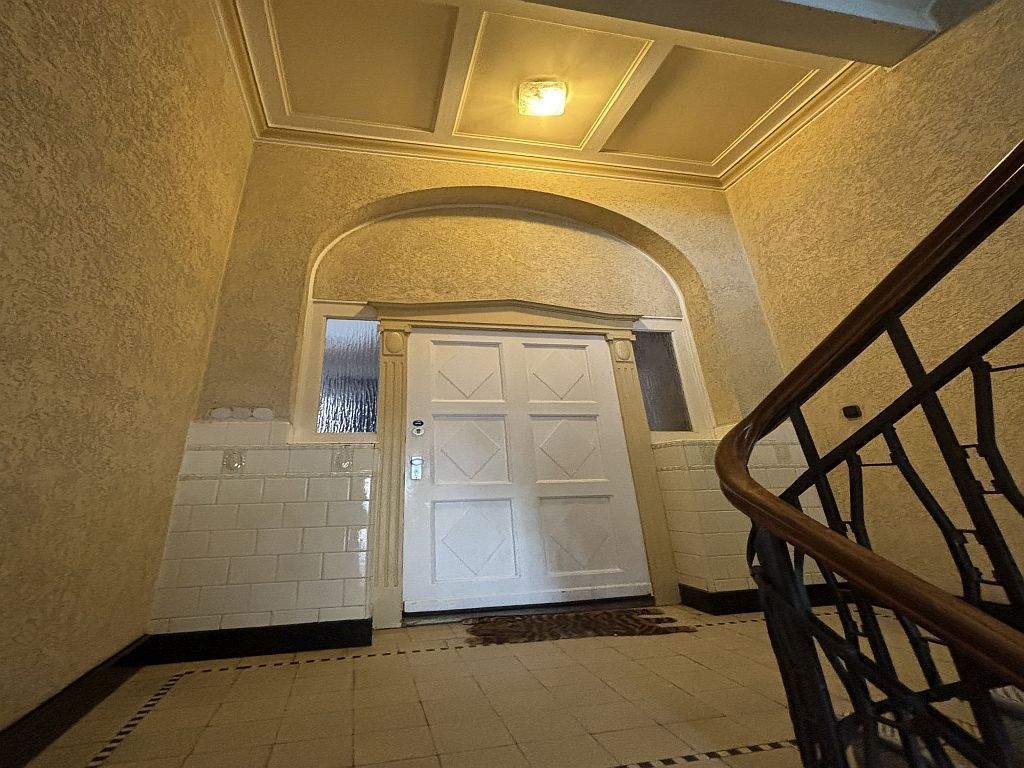 Innenstadt: Industriedesign und Jugendstil - Bürolofts und Wohn-Mehrfamilienhaus als Investment! – Krefeld – Vorschaubild 8