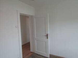 schöne 2 1/2- Zimmerwohnung mit Vollbad in Oldenburg in Holstein – 23758 Oldenburg in Holstein – Vorschaubild 2