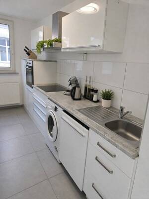 Helle 3 Zimmer- Ergeschosswohnung | inkl. Einbauküche + Balkon – 47798 Krefeld – Vorschaubild 3