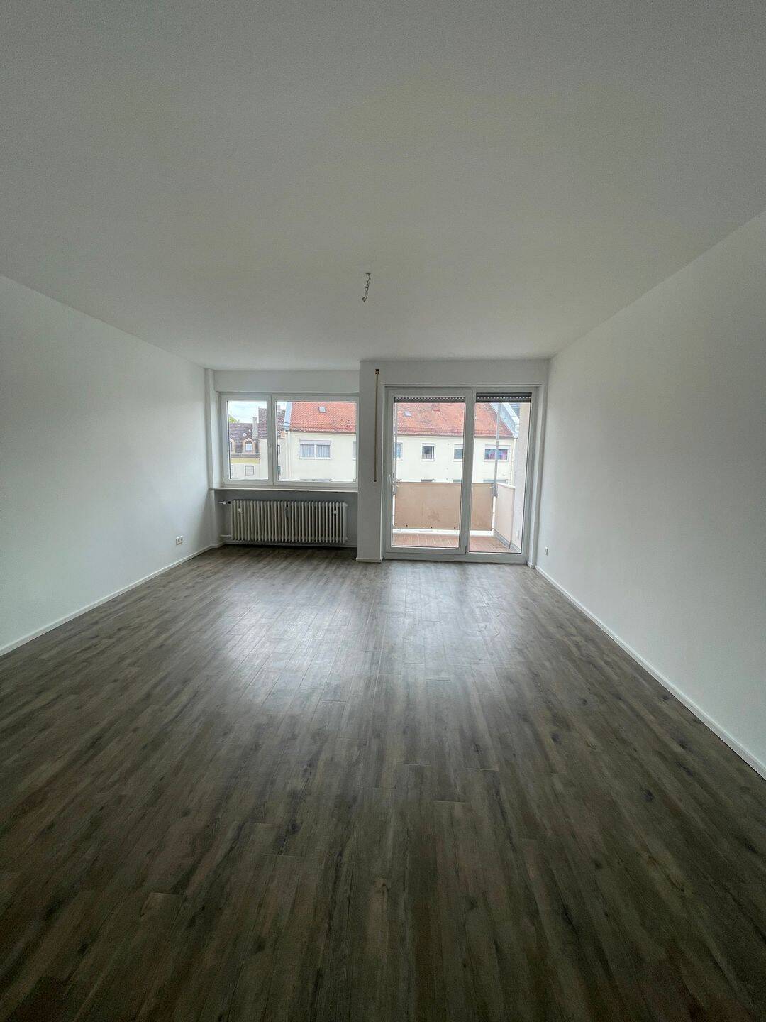 Renovierte 3-Zimmer Wohnung in N-Gleißhammer ***Besichtigung: Montag, 15.06.2026 um 16:00 Uhr*** – Nürnberg – Vorschaubild 2
