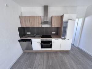 Frisch renovierte 4-Zimmer-Wohnung mit Balkon in zentraler Lage von Flensburg – 24939 Flensburg – Vorschaubild 8