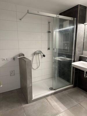 Traumwohnung Wü-Sanderau Sonnenbalkon, Lift, Tiefgarage – 97072 Würzburg – Vorschaubild 8