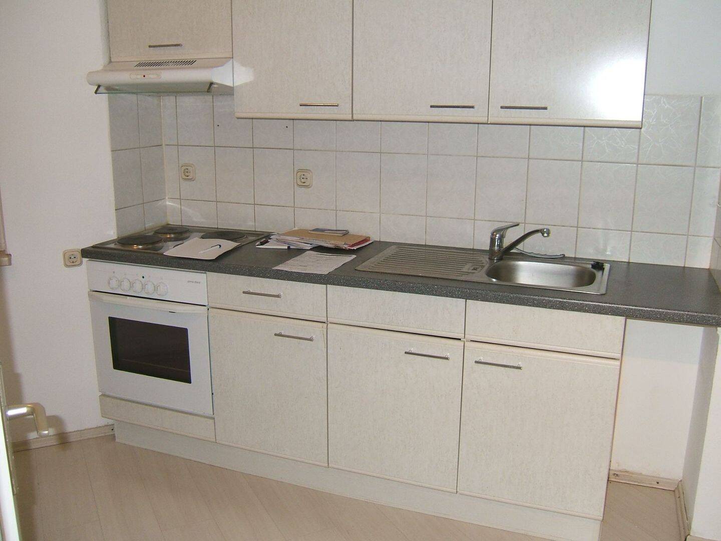 *.* Günstiger als Neubau: von Priv. gr. Studenten WHG in DB- Bahnhofsnähe m. Südbalkon, ideal für Pendler v. München n. Bamberg – Nürnberg – Vorschaubild 8
