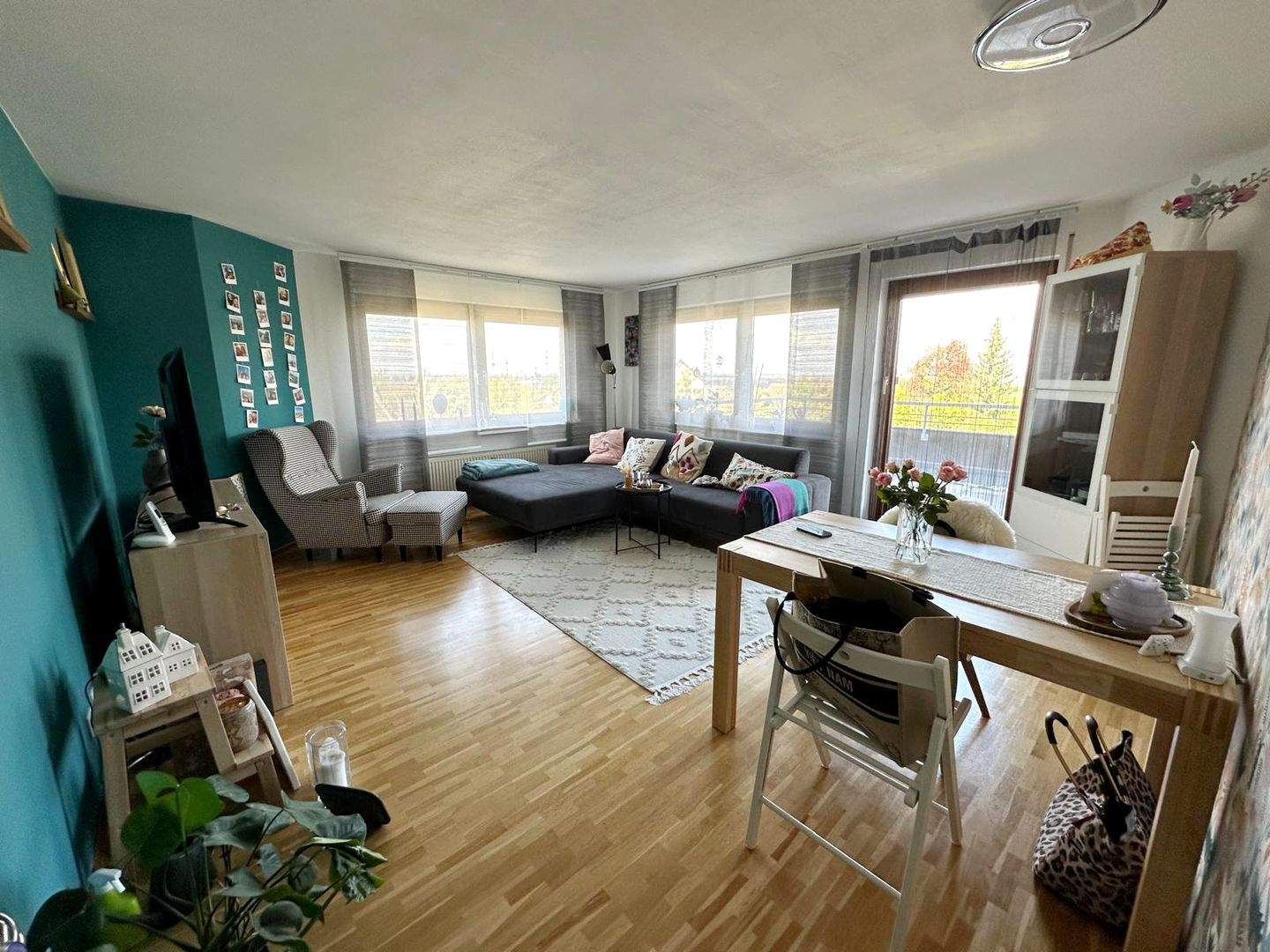 Schicke, helle 2-Zimmer-Terrassenwohnung m. EBK in herrlicher Aussichtslage