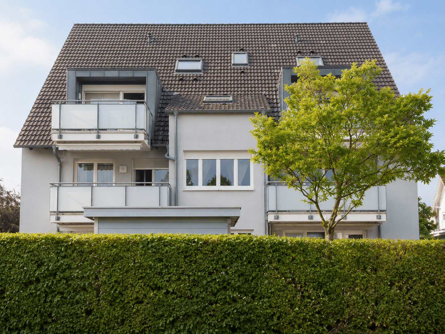 Hermann Immobilien:  Ideal für Eigennutzer oder Kapitalanleger: 2-Zimmer-Wohnung in Hanau