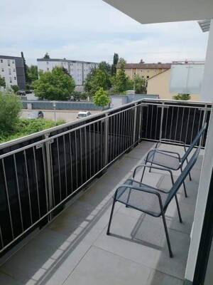 Stylisches Mehrgenerationenhaus mit Einliegerwohnung in Neu - Ulms PREMIUMLAGE ! – 89231 Neu-Ulm – Vorschaubild 8