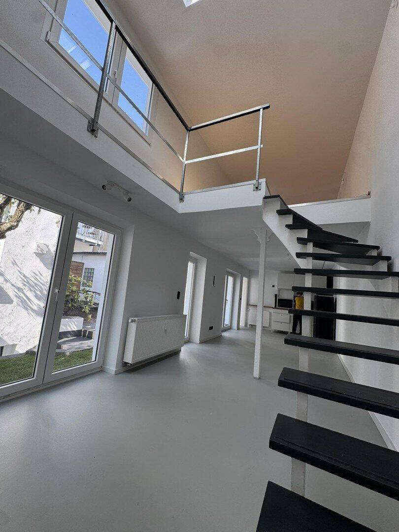 Exklusives Hinterhof-Loft mit Garten, Terrasse & Galerie | Erstbezug | Flingern – Düsseldorf – Vorschaubild 3