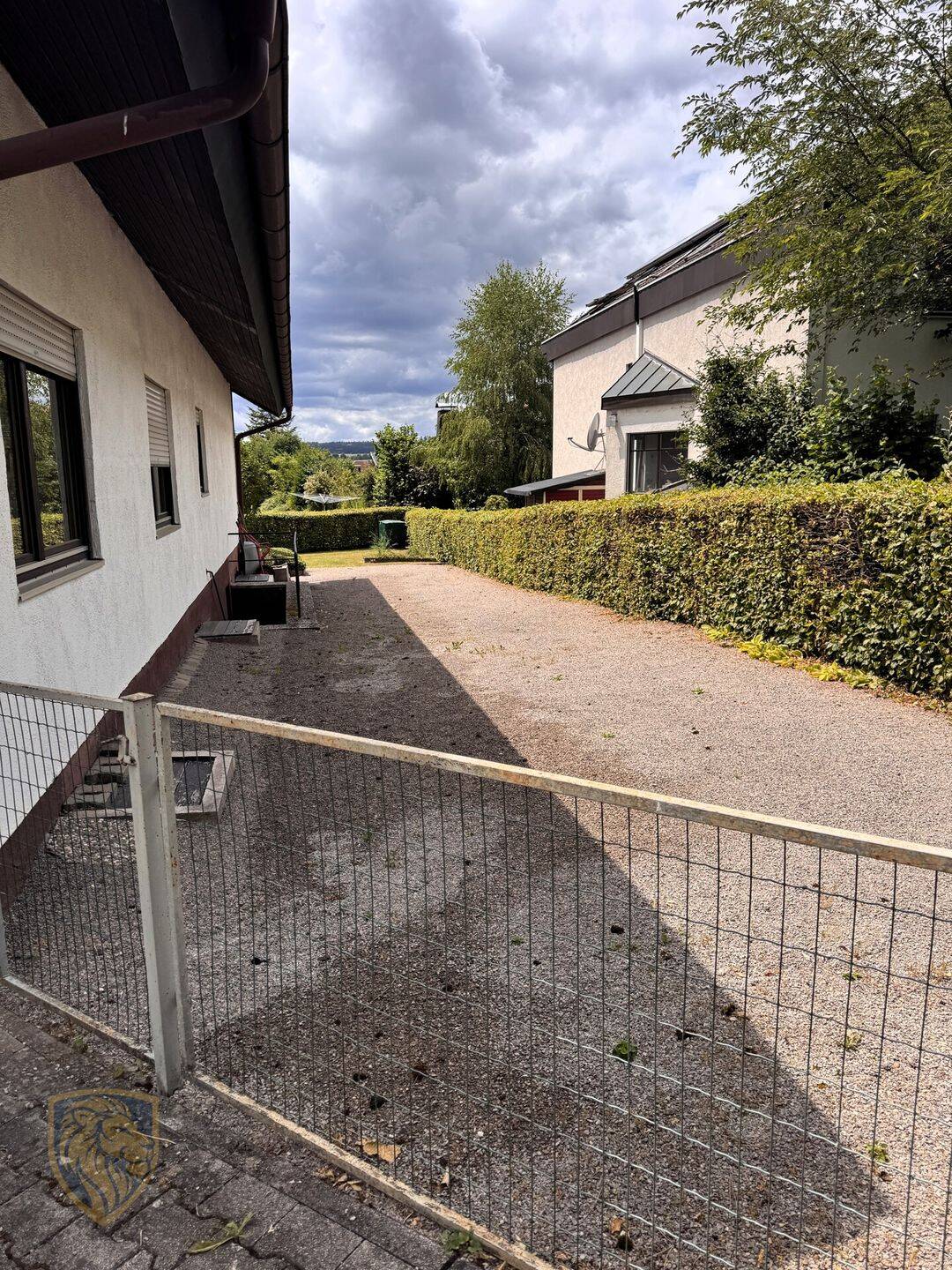 Solides Wohnhaus mit großem Grundstück in ruhiger und bevorzugter Lage von Villingen-Schwenningen - Ortsteil Pfaffenweiler – Villingen-Schwenningen – Vorschaubild 4