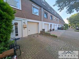 Reihenendhaus mit sehr schönem Grundriss, Garage, großer Terrasse und nicht einsehbarem Grundstück – 28307 Bremen – Vorschaubild 3