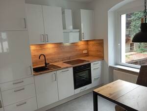 Helle ruhige 2 Zimmer Altbauwohnung generalsaniert – 93047 Regensburg – Vorschaubild 2