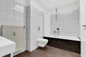Über den Dächern von Weißensee - Dachgeschosswohnung mit Balkon und Terrasse – 13088 Berlin – Vorschaubild 6