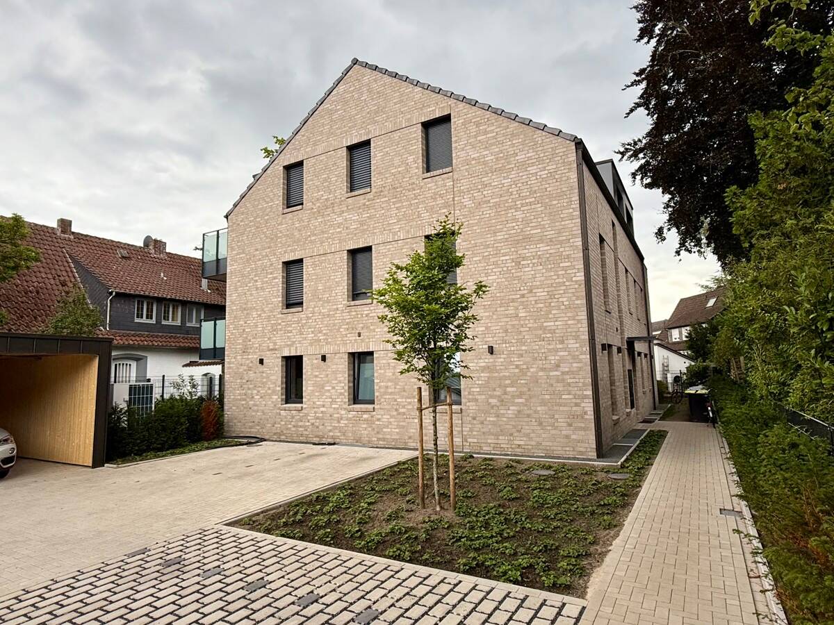 Neuwertige Wohnung mit Sonnenbalkon und hochwertiger Ausstattung