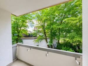 Einziehen oder vermieten - Modernisierte Wohnung mit Balkon