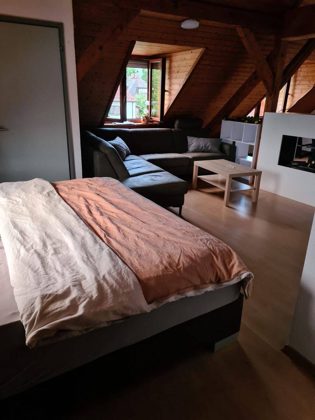 Vollmöblierte DG Wohnung in Landshut Nikola – Landshut – Vorschaubild 5
