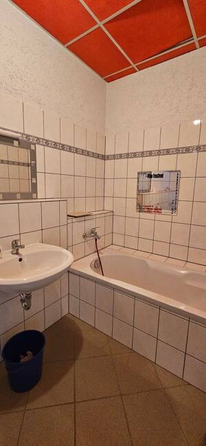 Helle Erdgeschosswohnung mit Office-Charme – Hans-Sailer-Straße 2, 99089 Erfurt – Vorschaubild 6