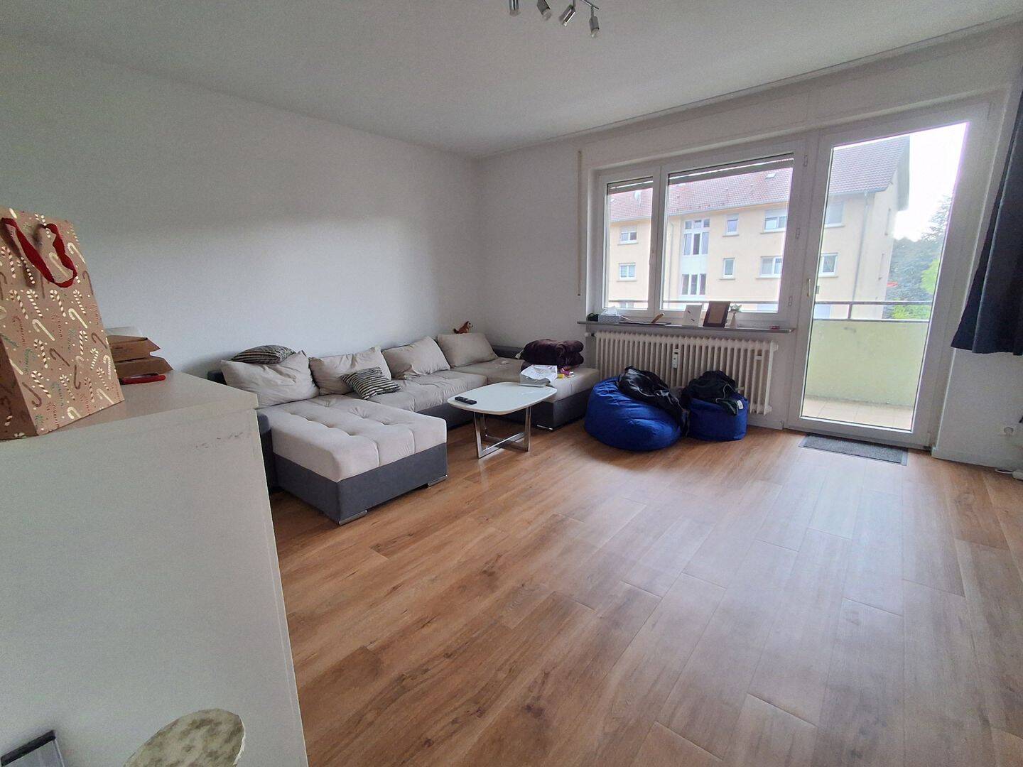 Gut geschnittene 3-Zimmer-Wohnung mit Balkon und Stellplatz in Singener Nordstadt – Singen (Hohentwiel) – Vorschaubild 2
