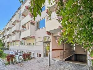 Bezugsfreies Apartment mit Südbalkon in zentraler Lage von Sendling-Westpark!