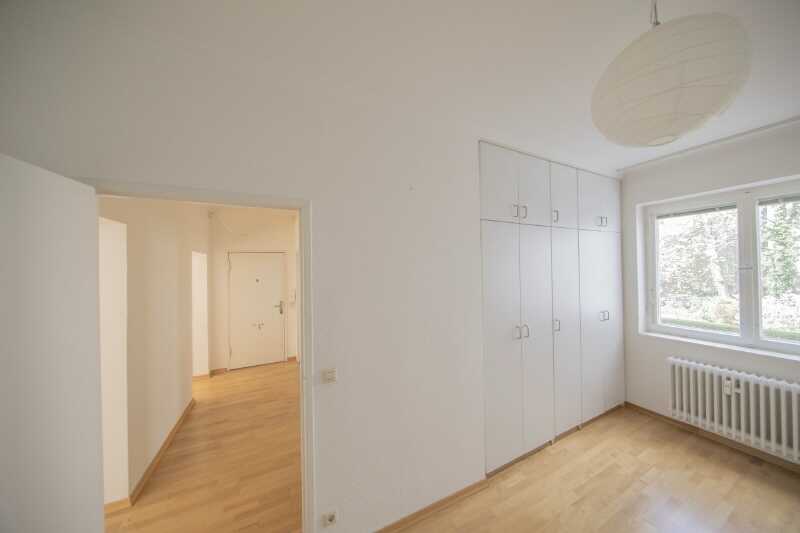 Nebeneinander am Ludwigkirchplatz: 2 Whg m Aufzug Balkon u Stellplatz – Berlin – Vorschaubild 7