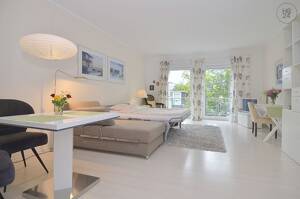 Möblierte 1-Zimmer Wohnung mit Internet und Balkon in Wiesbaden
