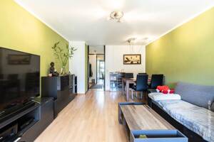 Ansprechend geschnittene Wohnung mit ruhigem Balkon zum Innenhof in unmitelbarer Nähe zur Isar – 81543 München – Vorschaubild 8