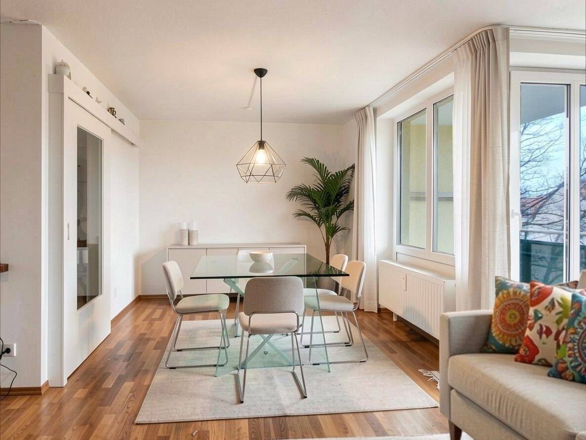 Tolle Wohnung für die Familie oder eine WG! Nähe BMW in Milbertshofen. Per Angebot. – München – Vorschaubild 5