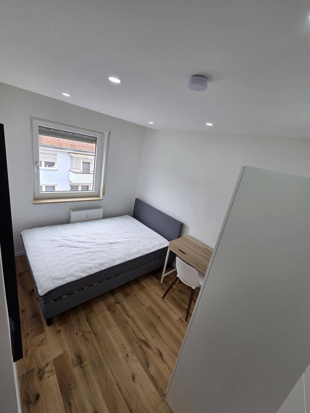 neu renoviertes & möbliertes WG Zimmer in Nürnberg – Nürnberg – Vorschaubild 6