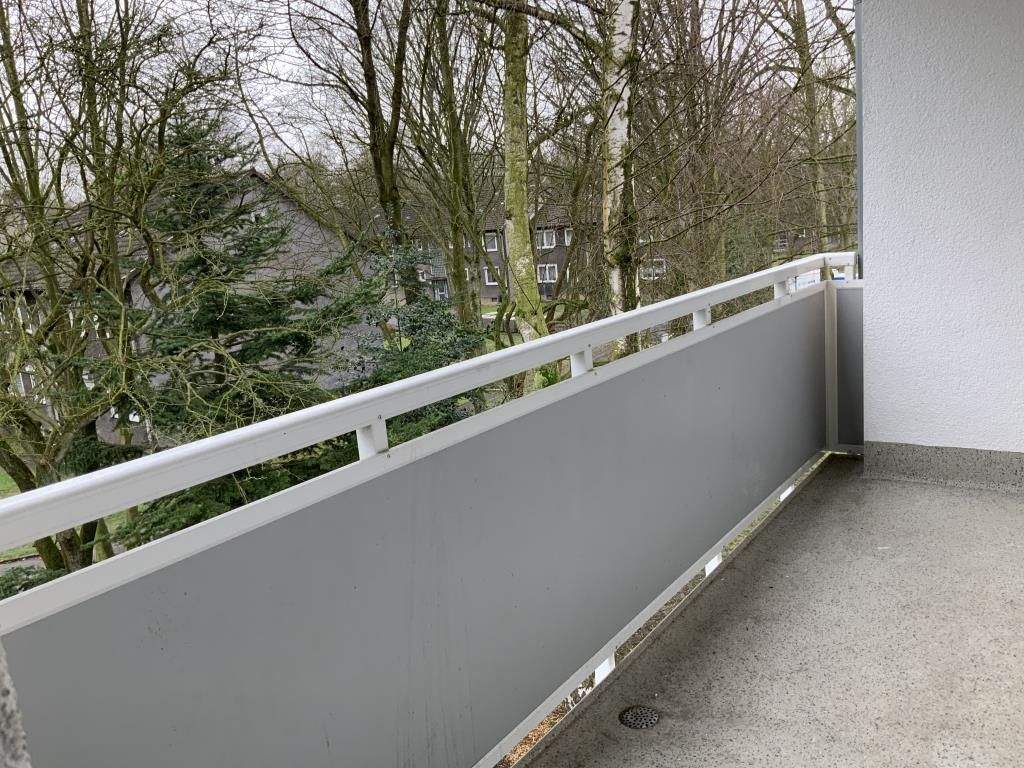 Helle 3-Zimmer-Wohnung mit Balkon in Gelsenkirchen Hassel – Gelsenkirchen – Vorschaubild 2