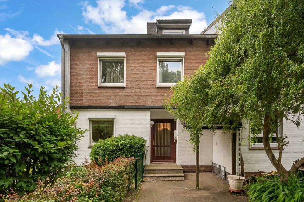 Familientraum in Wedel - Reihenendhaus mit Potenzial