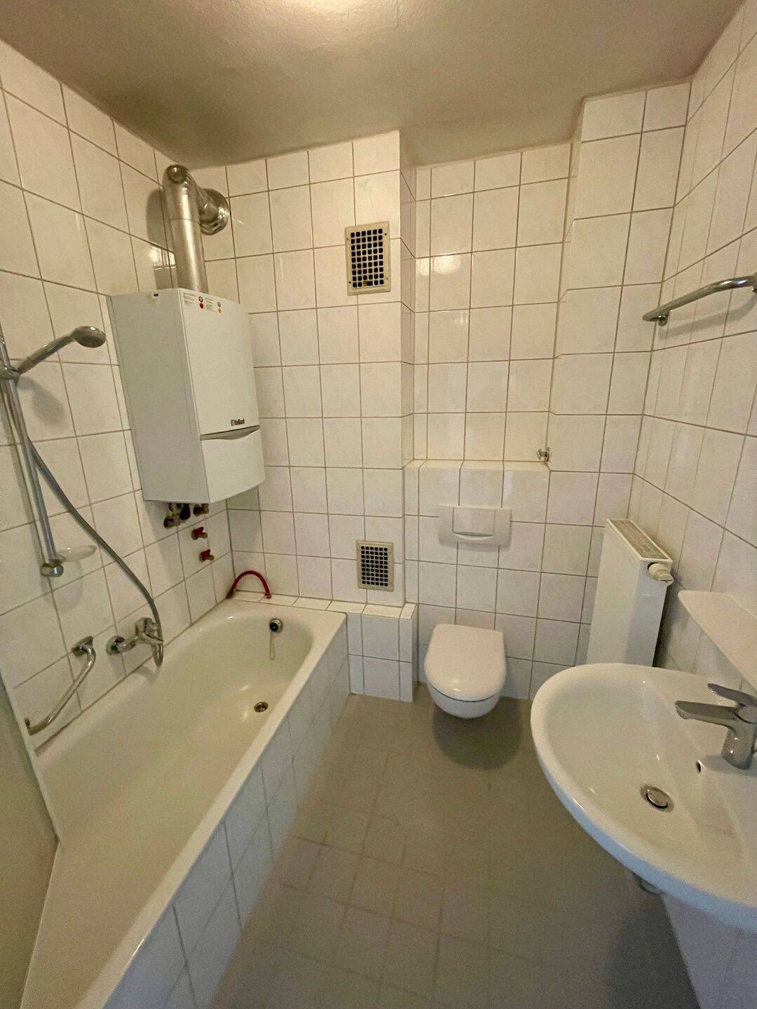 1,5 Zimmer mit Balkon - Stadtmitte – Karlsruhe – Vorschaubild 5