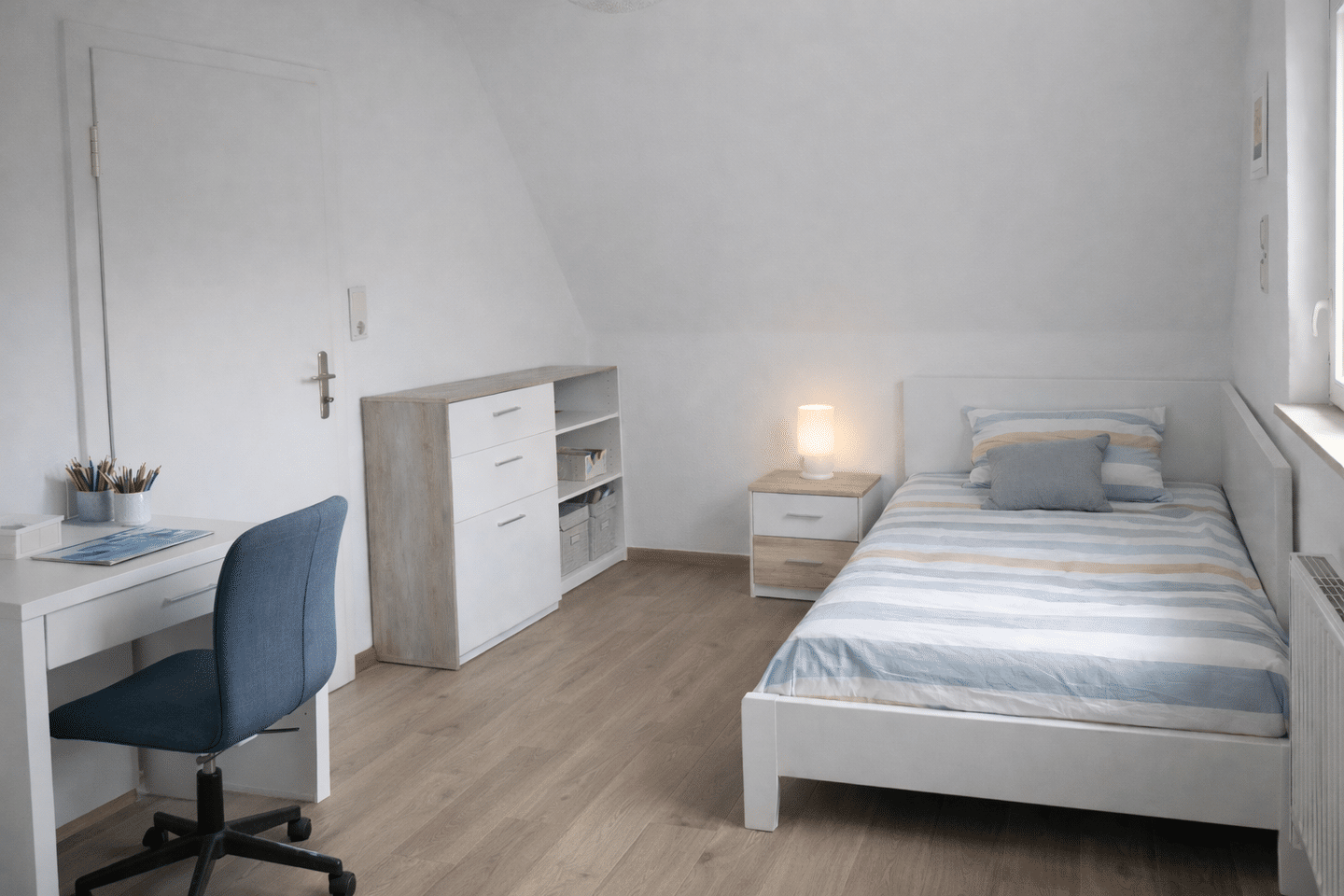 Familienhaus in Berlin-Rosenthal mit Südterrasse & großem Garten – 6 Zimmer, ruhige Wohnlage, viel Privatsphäre & sofort bezugsfrei im grünen Norden – Berlin – Vorschaubild 4
