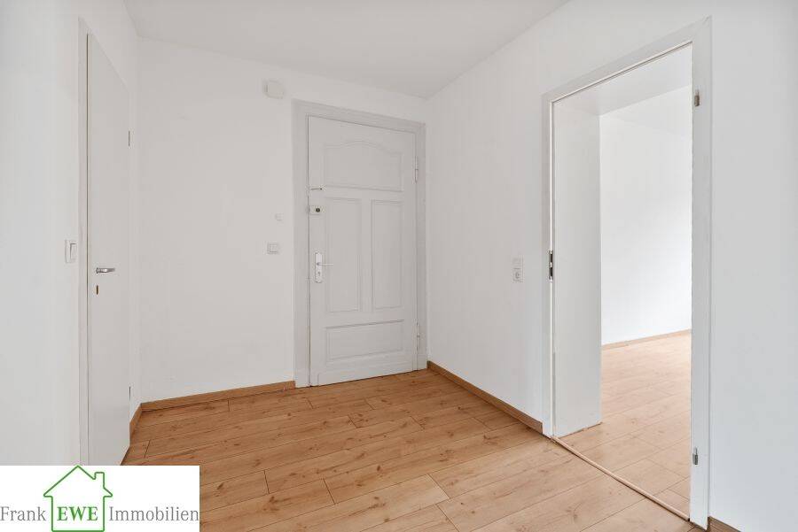 Objekt Nr. 294_3 40229 Düsseldorf 3 Zimmerwohnung mit Gartennutzung. 2 Bäder, Einbauküche – Düsseldorf – Vorschaubild 3