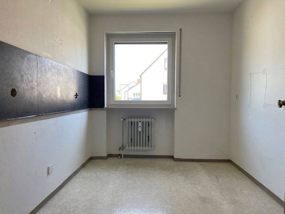Aufgeteiltes, gepflegtes Dreifamilienhaus zu verkaufen – Augsburg – Vorschaubild 9