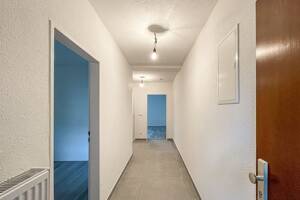 2 Zimmer - renoviert - ruhige Lage - Balkon - Erstbezug - Stellplatz – 44894 Bochum – Vorschaubild 2