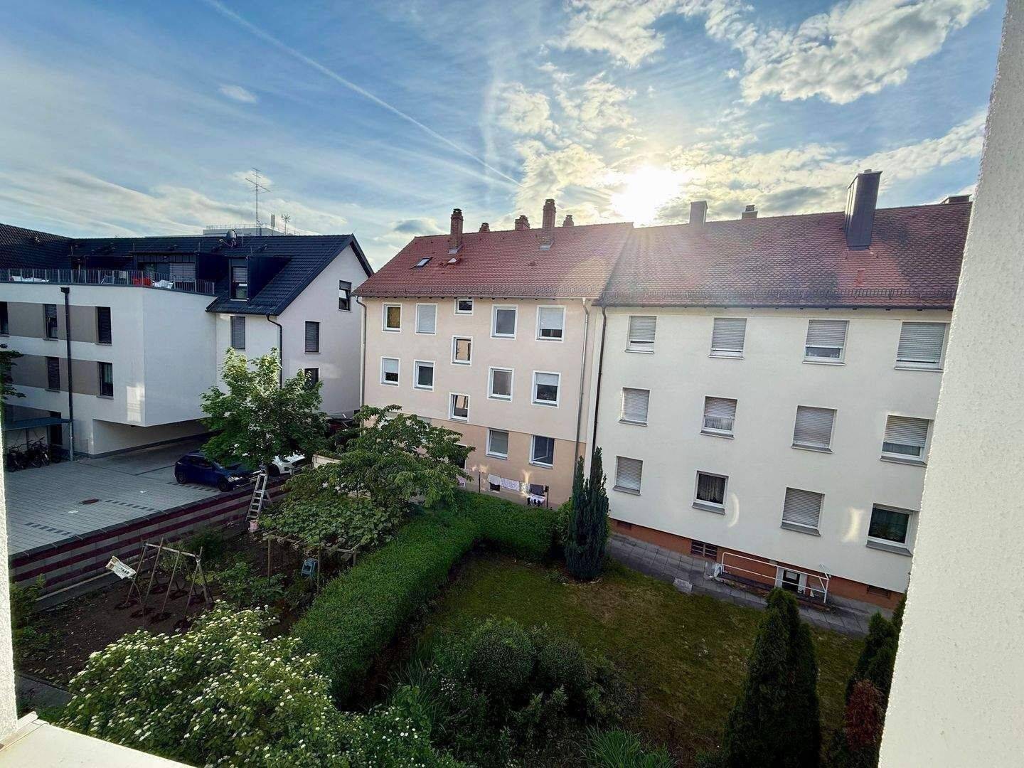 Reserviert - Perfekt geeignet für 2-er WG! Freie & helle 2-Zimmer-Wohnung im 2.OG in nettem MFH direkt an der TH – Nürnberg – Vorschaubild 6