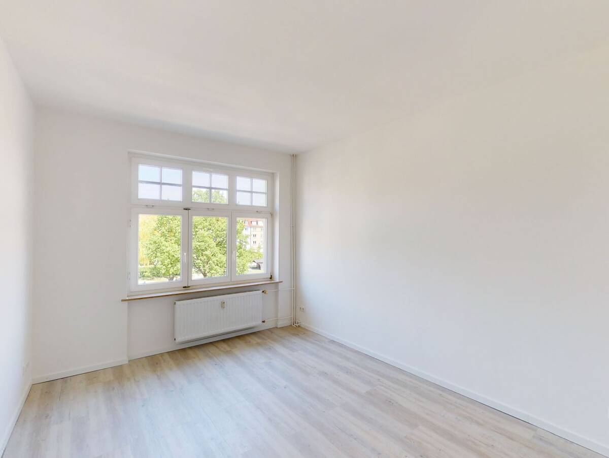 2-Zimmer-Erdgeschosswohnung mit EBK – 19055 Schwerin – Bild 1 von 7