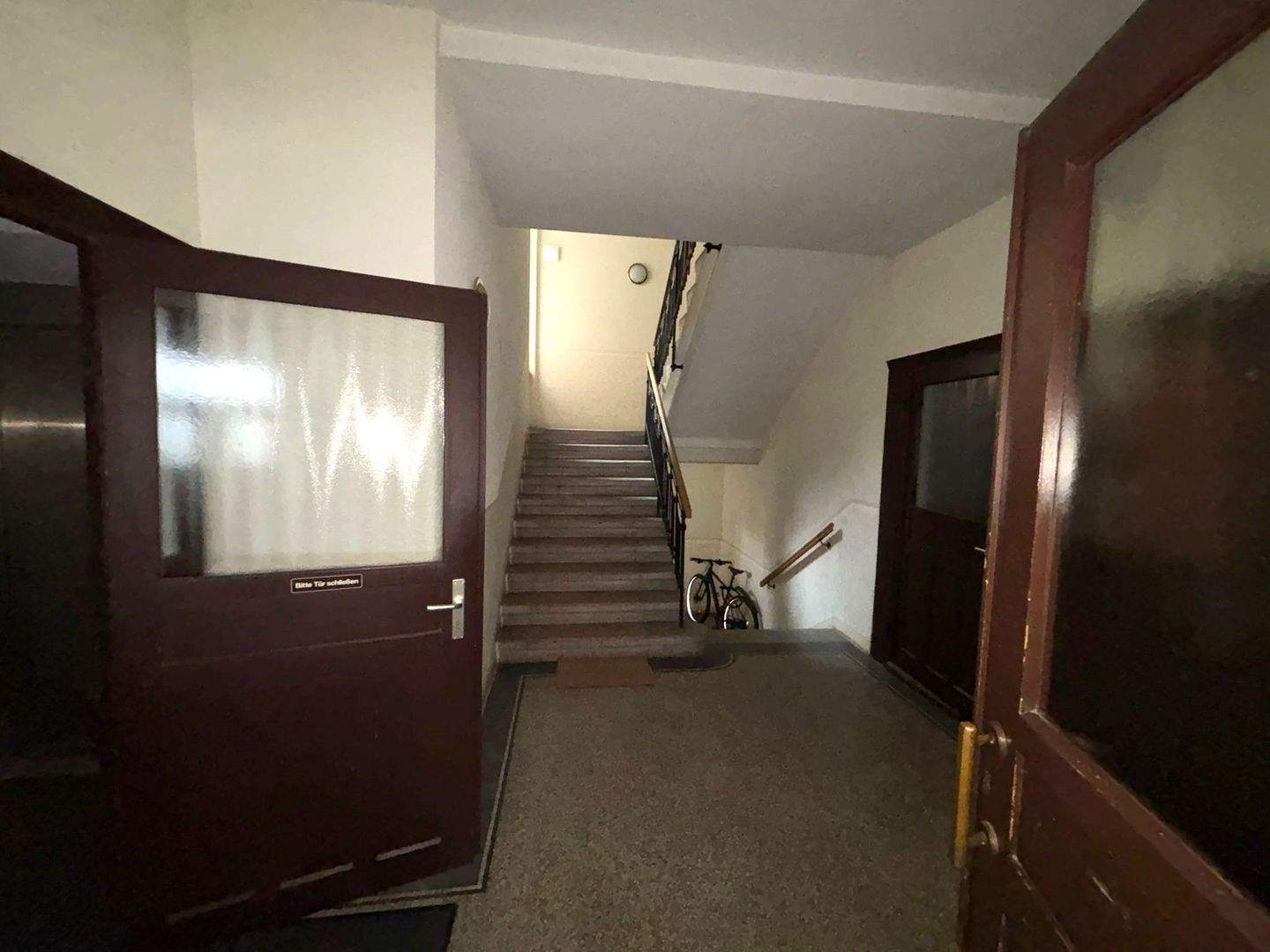 *** Schöne helle 1-Zimmer-Wohnung auf dem Chemnitzer/Kassberg *** – Chemnitz – Vorschaubild 2