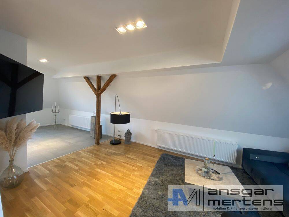 (D)EIN Wohngefühl am Bunten Garten! Penthouse inklusive Loftgalerie, Loggia, Küche & Garten – Mönchengladbach – Vorschaubild 3