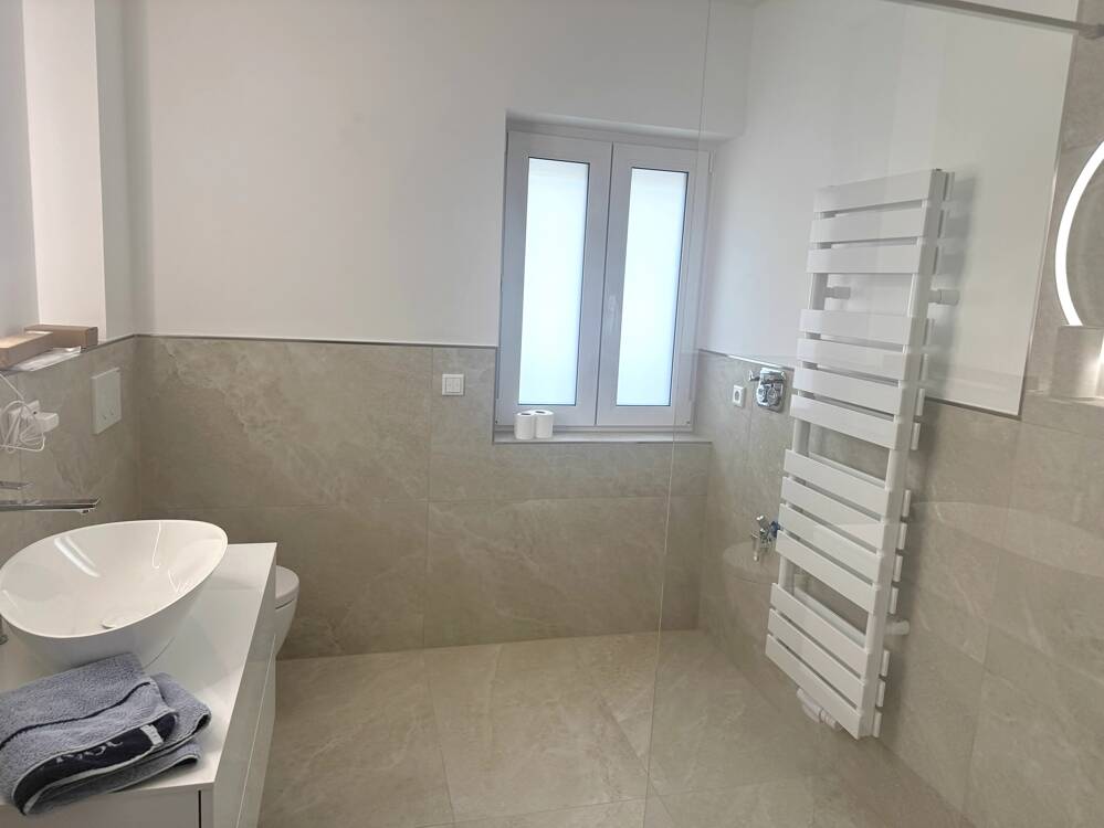 Urban und doch zentral: Gut aufgeteilte 2 Zimmer mit Balkon in beliebter Lage von Krefeld Uerdingen – Krefeld – Vorschaubild 4